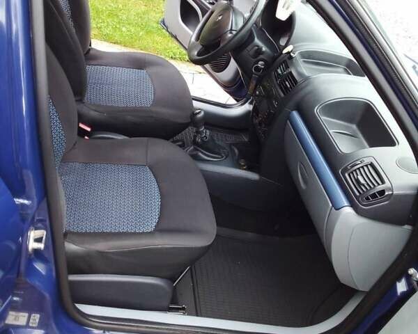 Синій Рено Кліо, об'ємом двигуна 1.4 л та пробігом 189 тис. км за 3000 $, фото 1 на Automoto.ua