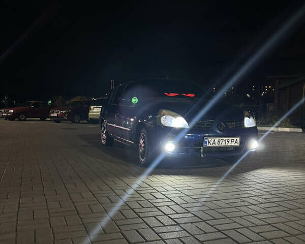 Синий Рено Клио, объемом двигателя 1.39 л и пробегом 199 тыс. км за 3000 $, фото 1 на Automoto.ua