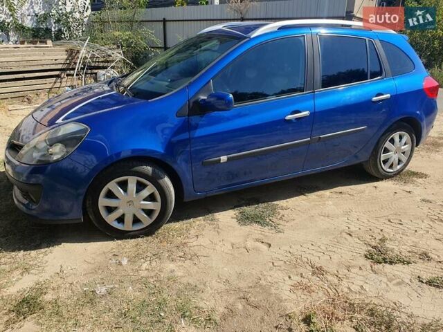 Синий Рено Клио, объемом двигателя 1.5 л и пробегом 242 тыс. км за 5500 $, фото 1 на Automoto.ua