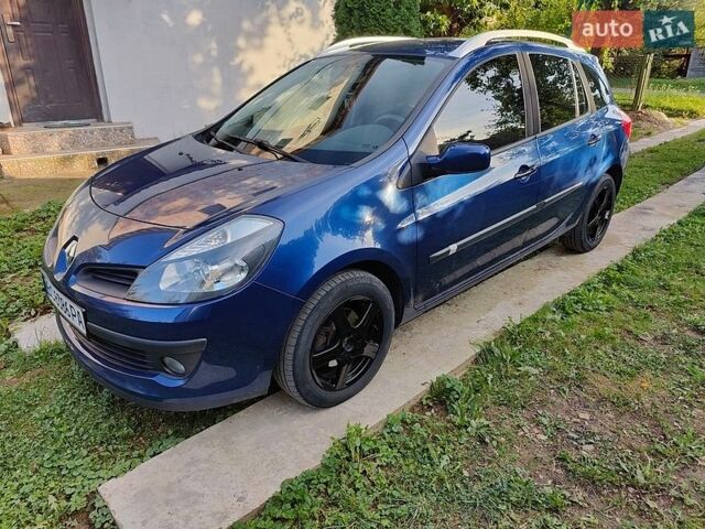 Синий Рено Клио, объемом двигателя 1.2 л и пробегом 209 тыс. км за 4800 $, фото 1 на Automoto.ua
