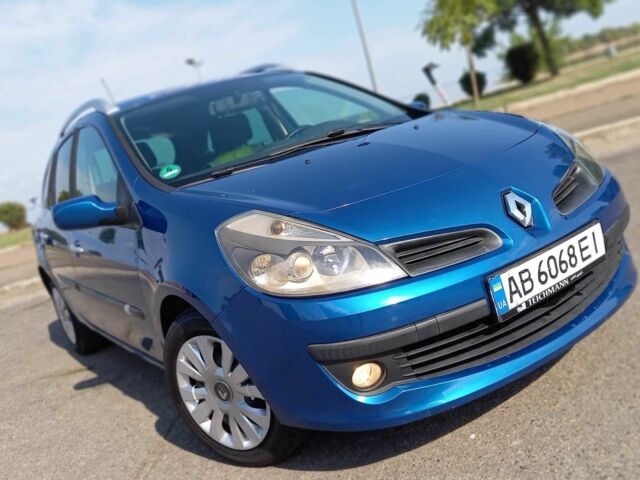 Синій Рено Кліо, об'ємом двигуна 1.6 л та пробігом 174 тис. км за 5799 $, фото 1 на Automoto.ua