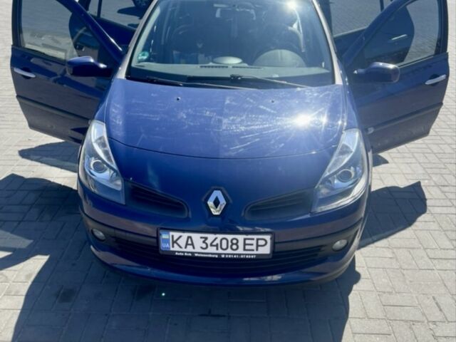 Синий Рено Клио, объемом двигателя 1.1 л и пробегом 190 тыс. км за 5000 $, фото 1 на Automoto.ua