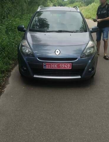 Синий Рено Клио, объемом двигателя 1.2 л и пробегом 170 тыс. км за 5850 $, фото 1 на Automoto.ua