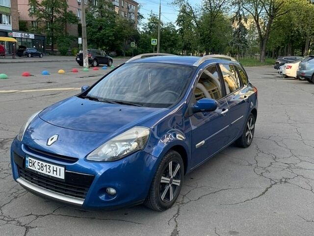 Синий Рено Клио, объемом двигателя 1.46 л и пробегом 260 тыс. км за 5350 $, фото 1 на Automoto.ua