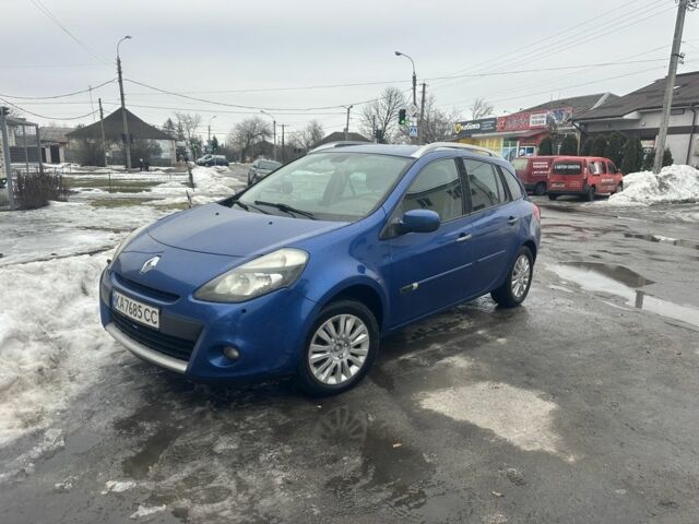 Синий Рено Клио, объемом двигателя 1.5 л и пробегом 312 тыс. км за 4600 $, фото 1 на Automoto.ua