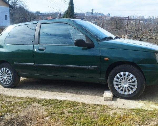 Зелений Рено Кліо, об'ємом двигуна 1.2 л та пробігом 270 тис. км за 1200 $, фото 1 на Automoto.ua