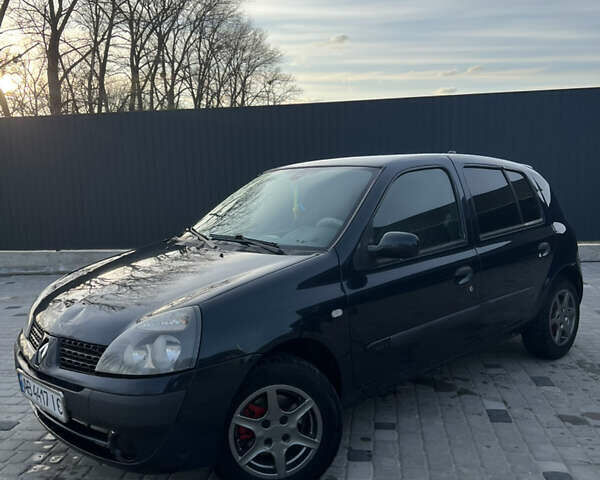 Зелений Рено Кліо, об'ємом двигуна 1.46 л та пробігом 220 тис. км за 3500 $, фото 1 на Automoto.ua