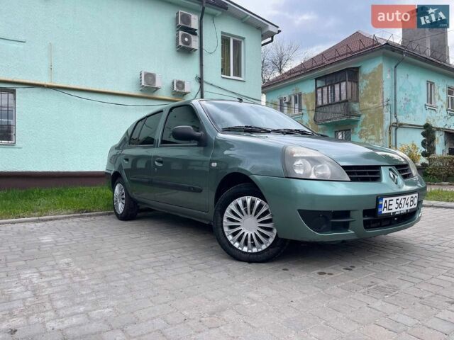 Зелений Рено Кліо, об'ємом двигуна 1.39 л та пробігом 254 тис. км за 2900 $, фото 1 на Automoto.ua