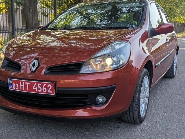 Помаранчевий Рено Кліо, об'ємом двигуна 1.6 л та пробігом 238 тис. км за 5500 $, фото 1 на Automoto.ua