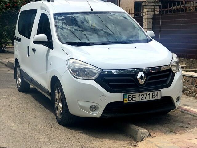 Білий Рено Dokker, об'ємом двигуна 1.5 л та пробігом 125 тис. км за 7499 $, фото 1 на Automoto.ua