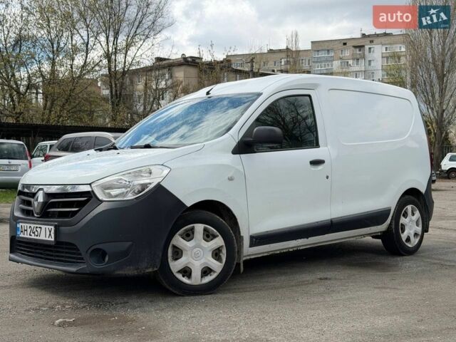 Білий Рено Dokker, об'ємом двигуна 1.46 л та пробігом 305 тис. км за 4500 $, фото 1 на Automoto.ua