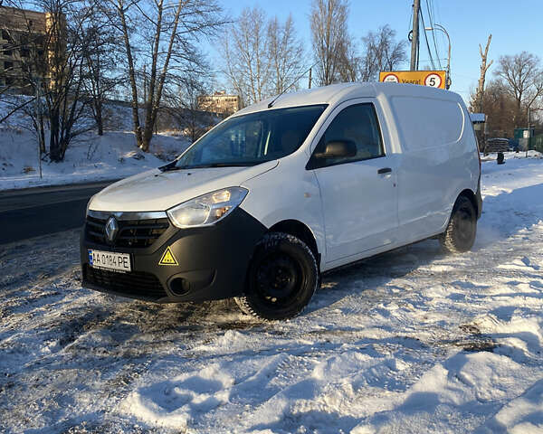 Белый Рено Dokker, объемом двигателя 1.6 л и пробегом 217 тыс. км за 7200 $, фото 1 на Automoto.ua