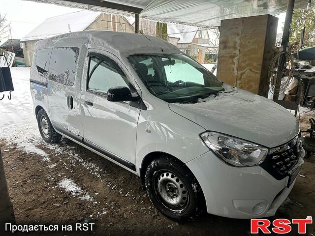 Белый Рено Dokker, объемом двигателя 1.5 л и пробегом 160 тыс. км за 10500 $, фото 1 на Automoto.ua