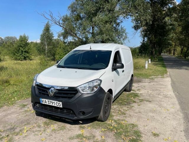 Белый Рено Dokker, объемом двигателя 1.5 л и пробегом 136 тыс. км за 6000 $, фото 1 на Automoto.ua