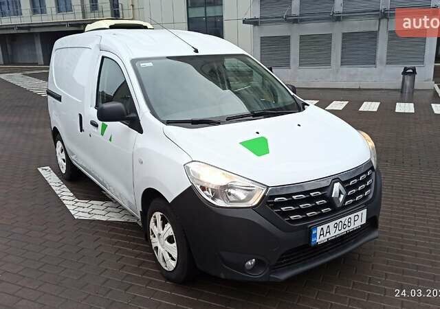 Білий Рено Dokker, об'ємом двигуна 1.6 л та пробігом 154 тис. км за 7000 $, фото 1 на Automoto.ua