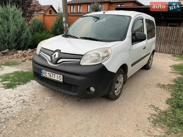 Белый Рено Dokker, объемом двигателя 1.46 л и пробегом 343 тыс. км за 6500 $, фото 1 на Automoto.ua