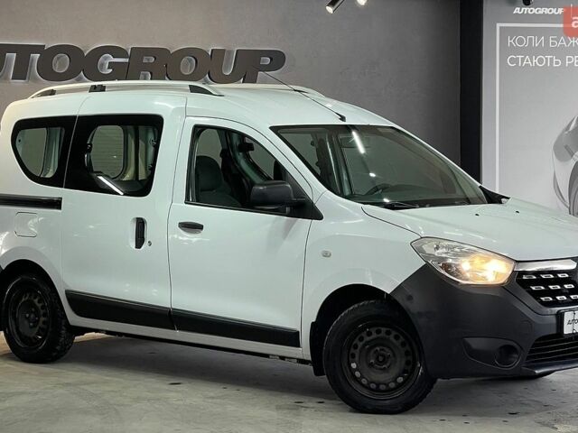 Білий Рено Dokker, об'ємом двигуна 1.5 л та пробігом 163 тис. км за 7600 $, фото 1 на Automoto.ua