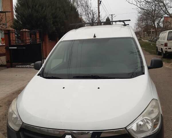 Білий Рено Dokker, об'ємом двигуна 1.6 л та пробігом 173 тис. км за 4500 $, фото 1 на Automoto.ua