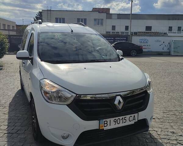 Білий Рено Dokker, об'ємом двигуна 1.5 л та пробігом 109 тис. км за 9800 $, фото 1 на Automoto.ua