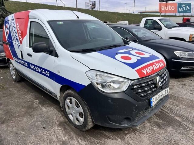 Белый Рено Dokker, объемом двигателя 1.6 л и пробегом 120 тыс. км за 5800 $, фото 1 на Automoto.ua