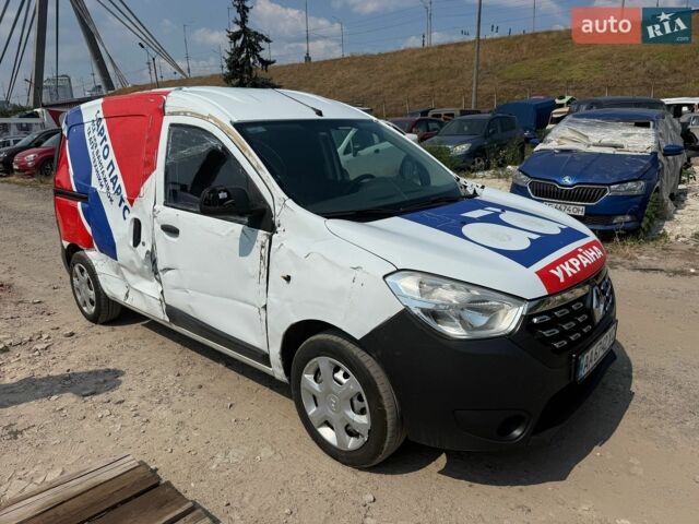 Білий Рено Dokker, об'ємом двигуна 1.6 л та пробігом 150 тис. км за 2700 $, фото 1 на Automoto.ua