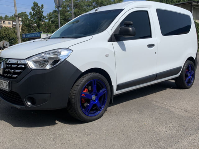 Білий Рено Dokker, об'ємом двигуна 1.46 л та пробігом 50 тис. км за 10900 $, фото 1 на Automoto.ua