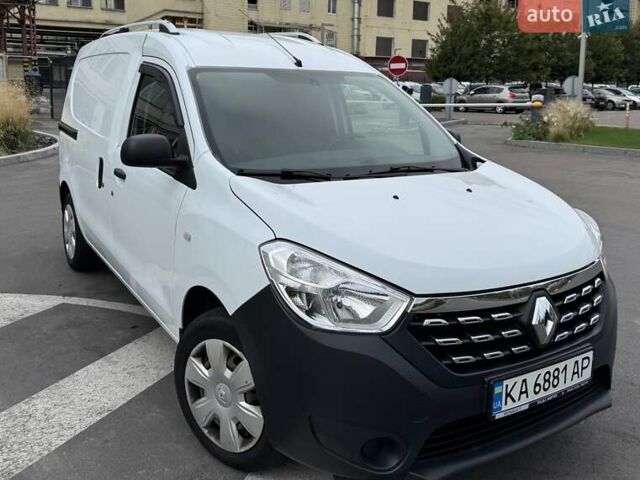 Белый Рено Dokker, объемом двигателя 1.6 л и пробегом 96 тыс. км за 9500 $, фото 1 на Automoto.ua