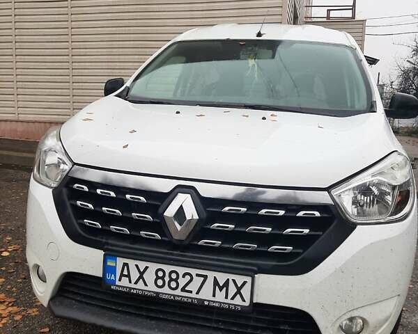 Белый Рено Dokker, объемом двигателя 1.46 л и пробегом 88 тыс. км за 13000 $, фото 1 на Automoto.ua