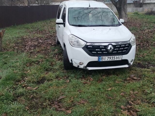 Белый Рено Dokker, объемом двигателя 1.6 л и пробегом 310 тыс. км за 4999 $, фото 1 на Automoto.ua