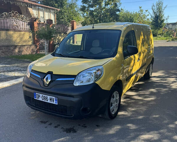 Желтый Рено Dokker, объемом двигателя 0 л и пробегом 58 тыс. км за 5500 $, фото 1 на Automoto.ua