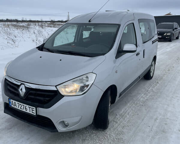 Сірий Рено Dokker, об'ємом двигуна 1.46 л та пробігом 220 тис. км за 8200 $, фото 1 на Automoto.ua
