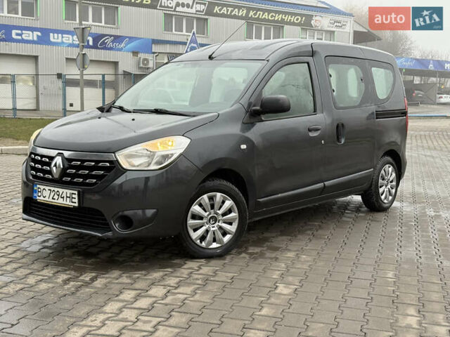 Серый Рено Dokker, объемом двигателя 1.5 л и пробегом 230 тыс. км за 7300 $, фото 1 на Automoto.ua