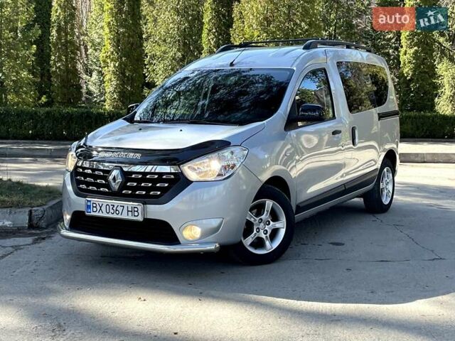 Серый Рено Dokker, объемом двигателя 1.46 л и пробегом 50 тыс. км за 14800 $, фото 1 на Automoto.ua