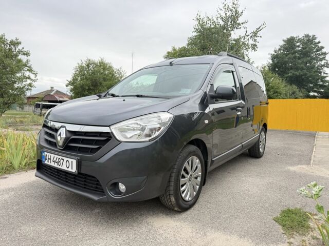 Сірий Рено Dokker, об'ємом двигуна 1.5 л та пробігом 221 тис. км за 9566 $, фото 1 на Automoto.ua