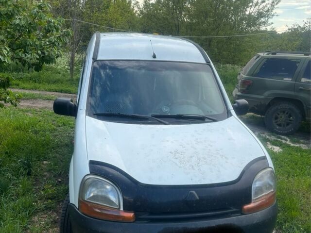 Белый Рено Другая, объемом двигателя 2.45 л и пробегом 470 тыс. км за 2900 $, фото 1 на Automoto.ua