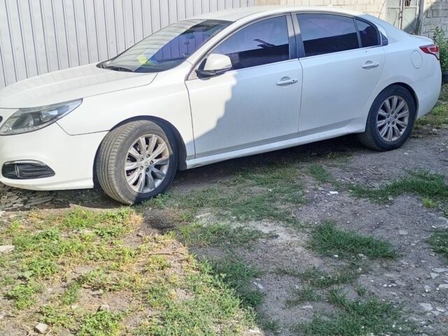 Белый Рено Другая, объемом двигателя 2 л и пробегом 170 тыс. км за 6500 $, фото 1 на Automoto.ua