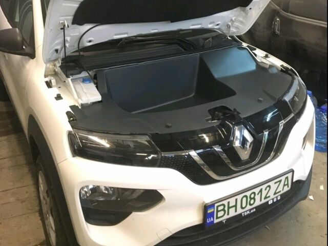 Білий Рено Інша, об'ємом двигуна 6 л та пробігом 1 тис. км за 13900 $, фото 1 на Automoto.ua