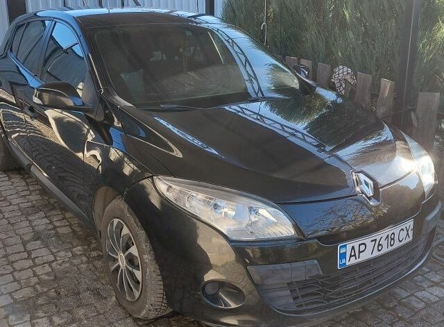 Черный Рено Другая, объемом двигателя 1.5 л и пробегом 260 тыс. км за 5900 $, фото 1 на Automoto.ua
