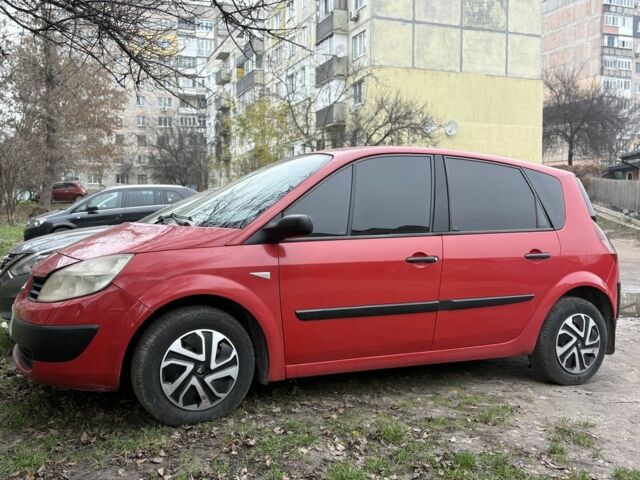 Красный Рено Другая, объемом двигателя 1.6 л и пробегом 130 тыс. км за 3700 $, фото 1 на Automoto.ua
