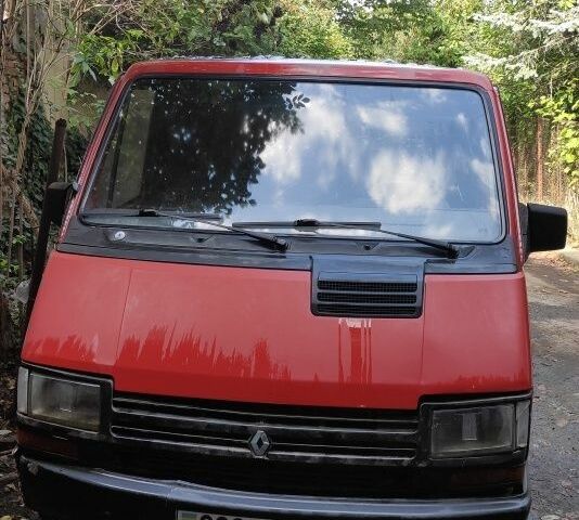 Рено Другая, объемом двигателя 0 л и пробегом 0 тыс. км за 1000 $, фото 1 на Automoto.ua