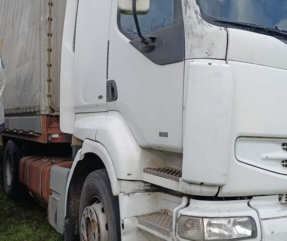 Рено Другая, объемом двигателя 0 л и пробегом 0 тыс. км за 7000 $, фото 1 на Automoto.ua