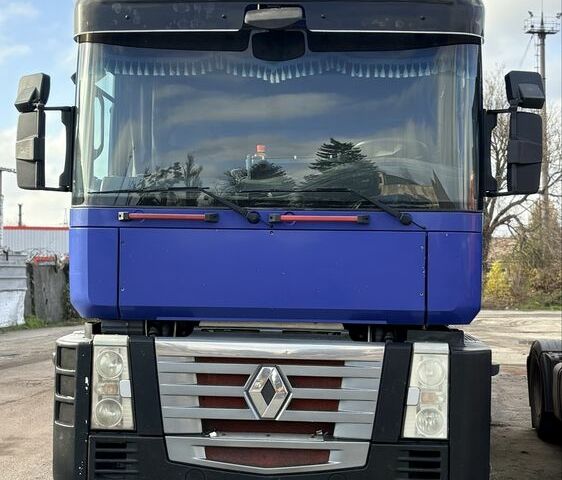 Рено Інша, об'ємом двигуна 0 л та пробігом 0 тис. км за 10000 $, фото 1 на Automoto.ua