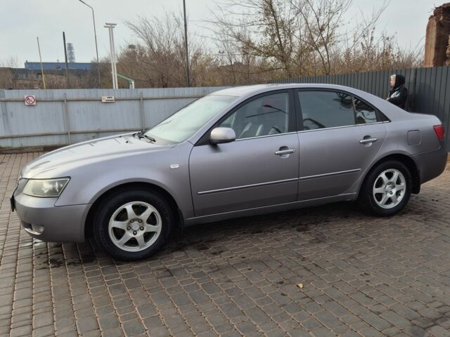 Серый Рено Другая, объемом двигателя 2.4 л и пробегом 280 тыс. км за 5300 $, фото 1 на Automoto.ua