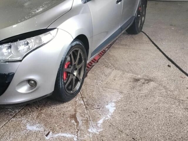 Серый Рено Другая, объемом двигателя 1.5 л и пробегом 2 тыс. км за 6200 $, фото 1 на Automoto.ua