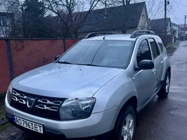 Білий Рено Дастер, об'ємом двигуна 1.5 л та пробігом 235 тис. км за 7800 $, фото 1 на Automoto.ua