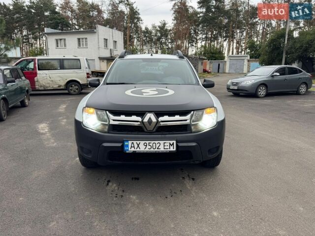 Белый Рено Дастер, объемом двигателя 1.6 л и пробегом 280 тыс. км за 6590 $, фото 1 на Automoto.ua