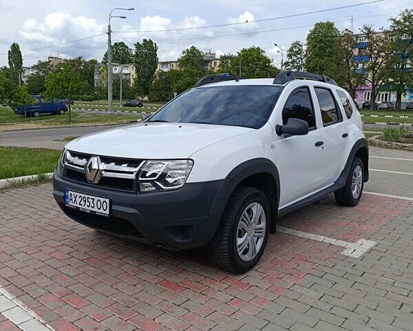Белый Рено Дастер, объемом двигателя 1.46 л и пробегом 147 тыс. км за 9850 $, фото 1 на Automoto.ua
