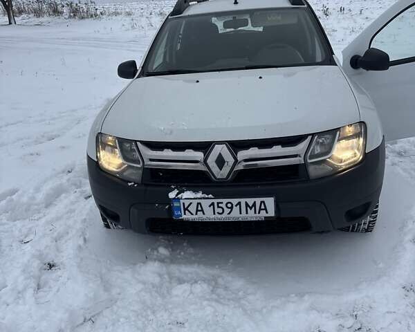 Белый Рено Дастер, объемом двигателя 1.46 л и пробегом 223 тыс. км за 11500 $, фото 1 на Automoto.ua