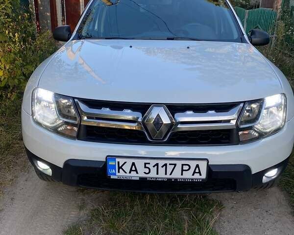 Белый Рено Дастер, объемом двигателя 1.46 л и пробегом 292 тыс. км за 11500 $, фото 1 на Automoto.ua