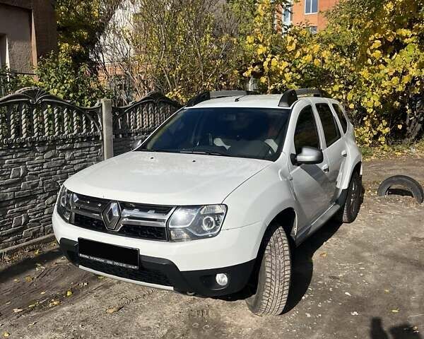 Рено Дастер 2017 в Днепре (Днепропетровске) на Automoto.ua Белый Рено Дастер, объемом двигателя 1.46 л и пробегом 150 тыс. км за 13000 $, фото 1 на Automoto.ua